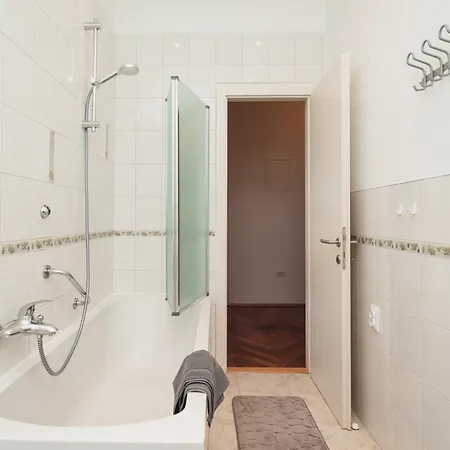 公寓 Spinut Urban Retreat